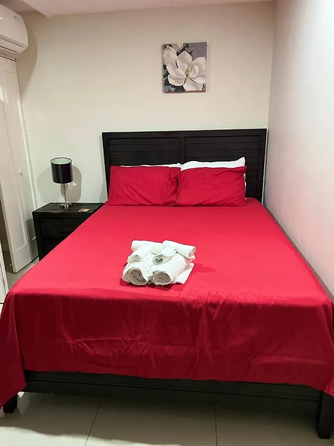 Bayfront Villa & Apartment Portmore 0*,