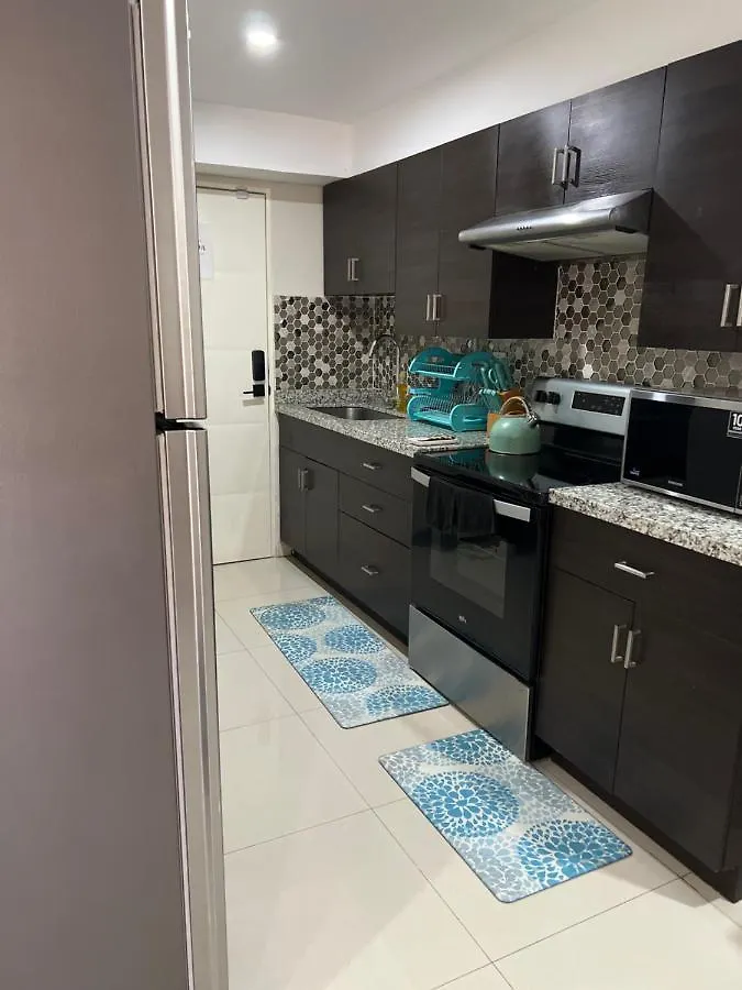 Bayfront Villa & Apartment Portmore Giamaica